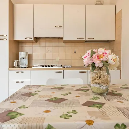 Apartamento Da Costanza Montagna Piano Terra 2 Malcesine